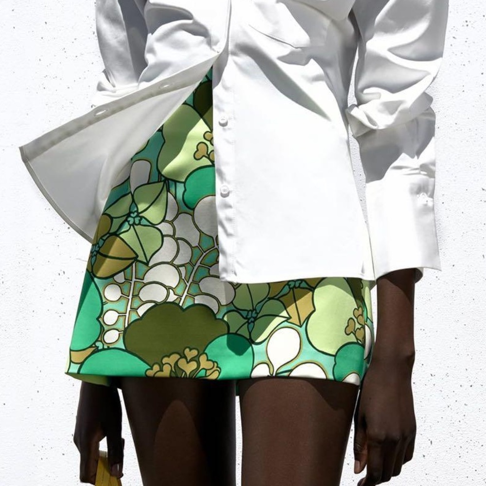 ZARA Green Printed Mini Skirt - Size L